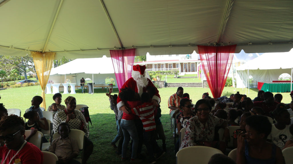 ﻿FCCA HOLIDAY GIVEAWAY CHARITY EVENT BRINGS MUCH CHEER TO THE CHILDREN OF ST. KITTS AND NEVIS 