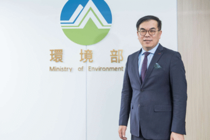 Minister Peng Chi ming 1