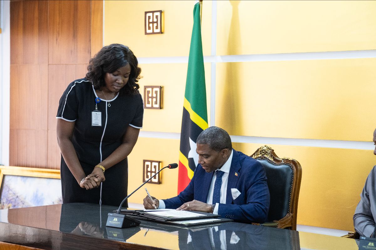 28d473f2 4a3f 1994 9704 f5c6df68b9d6