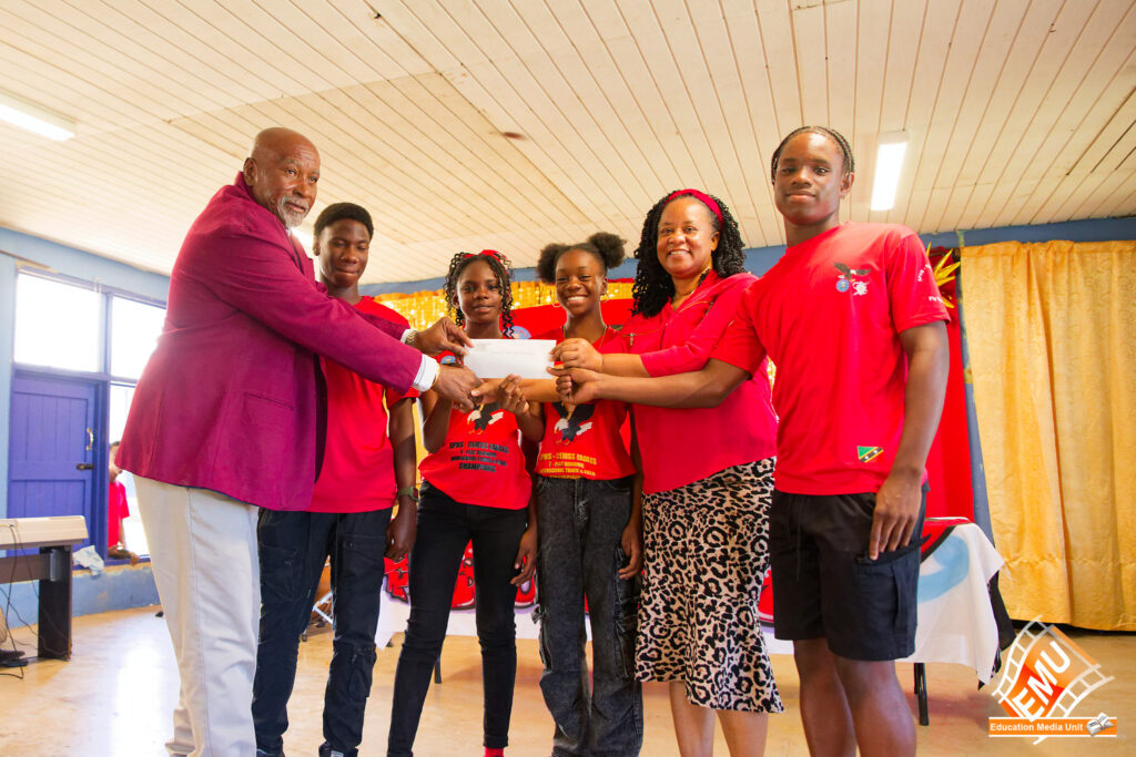 CHARLES E. MILLS SECONDARY SCHOOL CELEBRATESHISTORIC CHAMPIONSHIP VICTORY