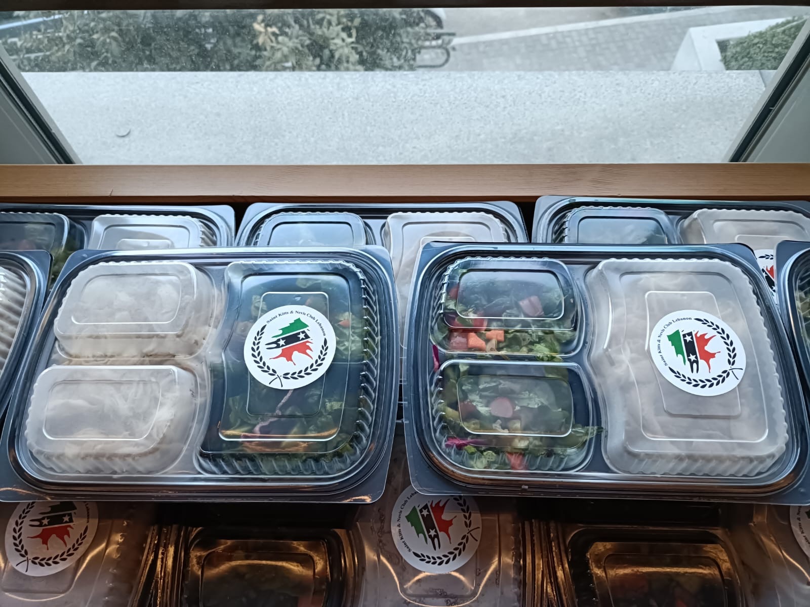 St. Kitts and Nevis Club Lebanon Delivers Hot Meals to Displaced Families in Beirut